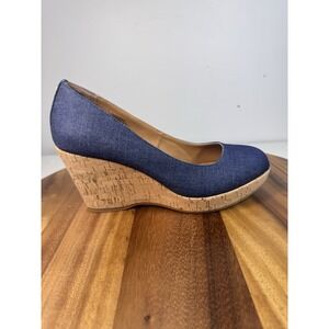 G.H. Bass & Co. Denim Wedge Heel Pumps Comfortable Classic Shoes size 7.5